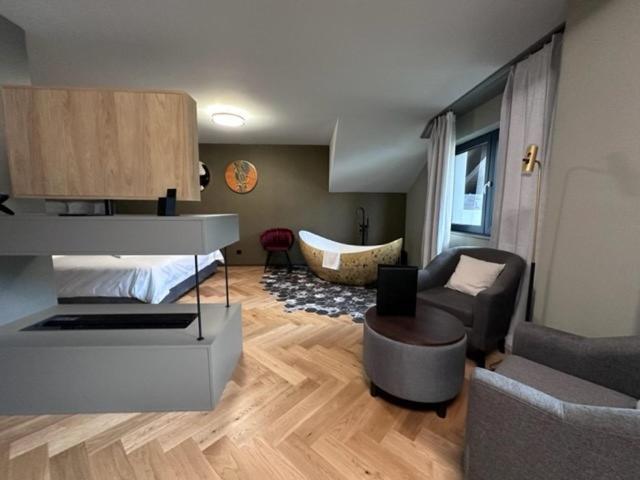 Berg & Berg Hotel - Kerns Self-Check-In Екстериор снимка
