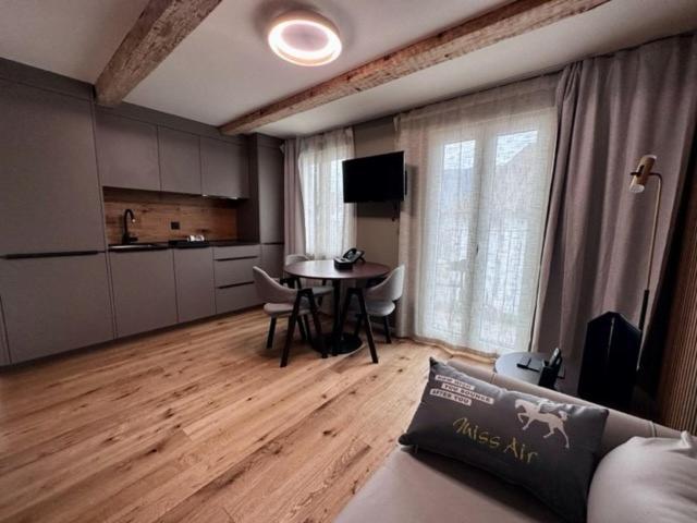 Berg & Berg Hotel - Kerns Self-Check-In Екстериор снимка