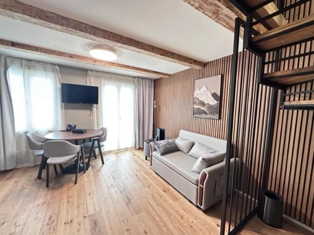 Berg & Berg Hotel - Kerns Self-Check-In Екстериор снимка